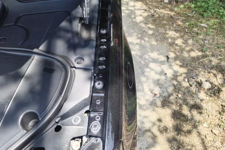 Used Mercedes-Benz S-Class 2018 S 320 L Engine Bay Left
