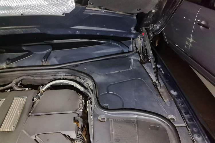 Used Mercedes-Benz S-Class 2018 S 350 L Engine Bay Left