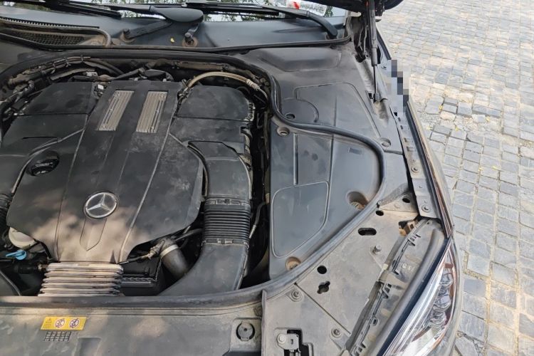 Used Mercedes-Benz S-Class 2018 S 320 L Engine Bay Left