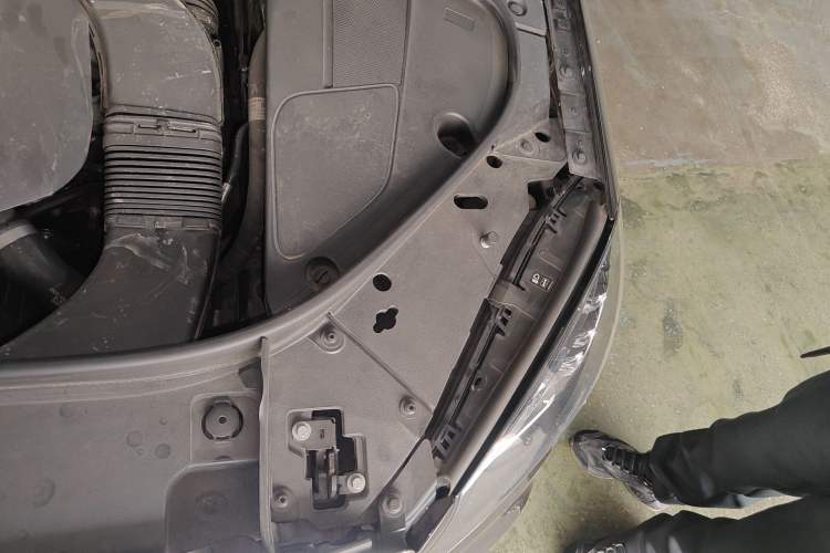 Used Mercedes-Benz S-Class 2018 S 450 L 4MATIC Engine Bay Left
