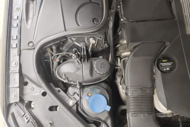 Used Mercedes-Benz S-Class 2018 S 450 L 4MATIC Engine Bay Right