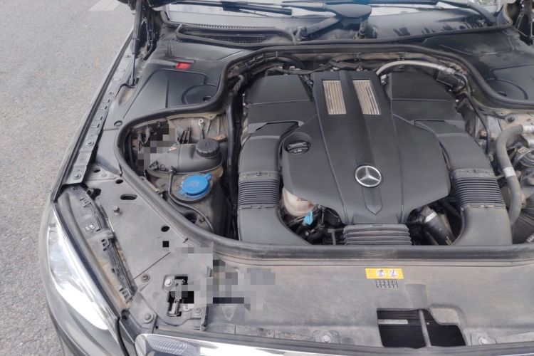 Used Mercedes-Benz S-Class 2018 S 320 L Engine Bay Right