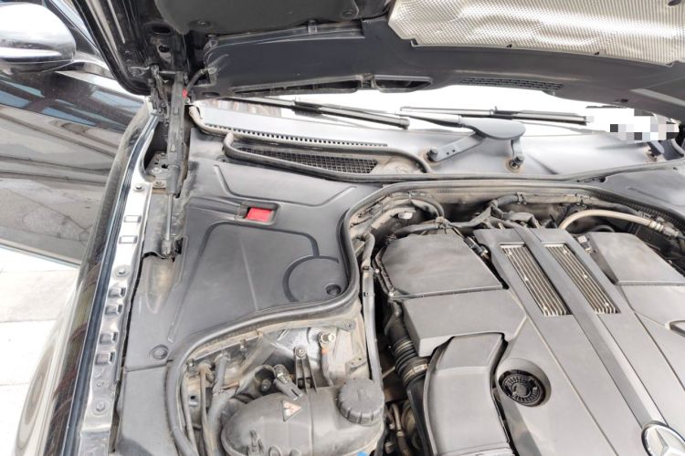 Used Mercedes-Benz S-Class 2018 S 350 L Engine Bay Right
