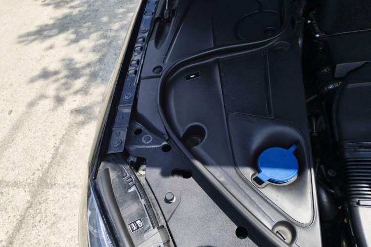 Used Mercedes-Benz S-Class 2018 S 320 L Engine Bay Right