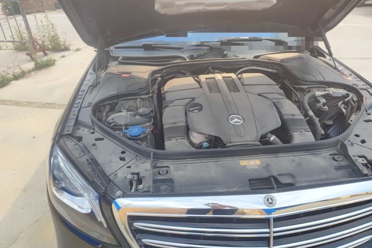 Used Mercedes-Benz S-Class 2018 S 320 L Engine Bay Right