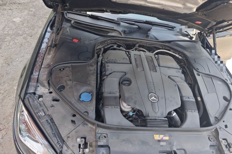 Used Mercedes-Benz S-Class 2018 S 320 L Engine Bay Right