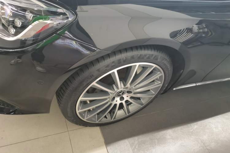 Used Mercedes-Benz S-Class 2018 S 320 L Exterior 2