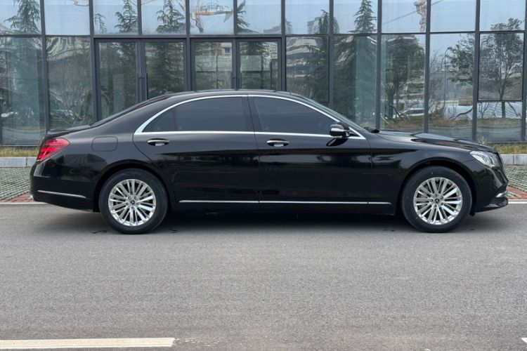 Used Mercedes-Benz S-Class 2018 S 320 L Exterior 2