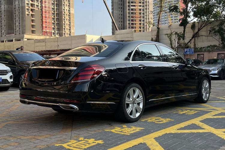 Used Mercedes-Benz S-Class 2018 S 450 L Exterior 4