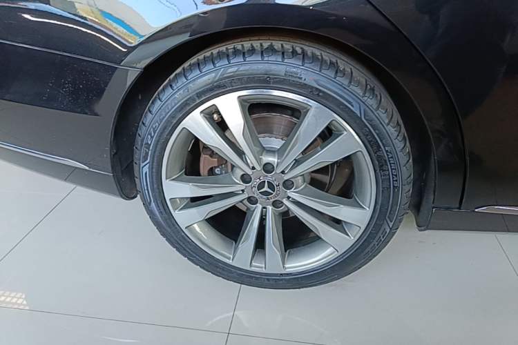 Used Mercedes-Benz S-Class 2018 S 320 L Exterior 5