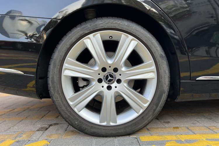 Used Mercedes-Benz S-Class 2018 S 450 L Exterior 9