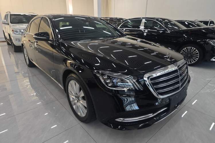Used Mercedes-Benz S-Class 2018 S 320 L Front Right 45 Deg
