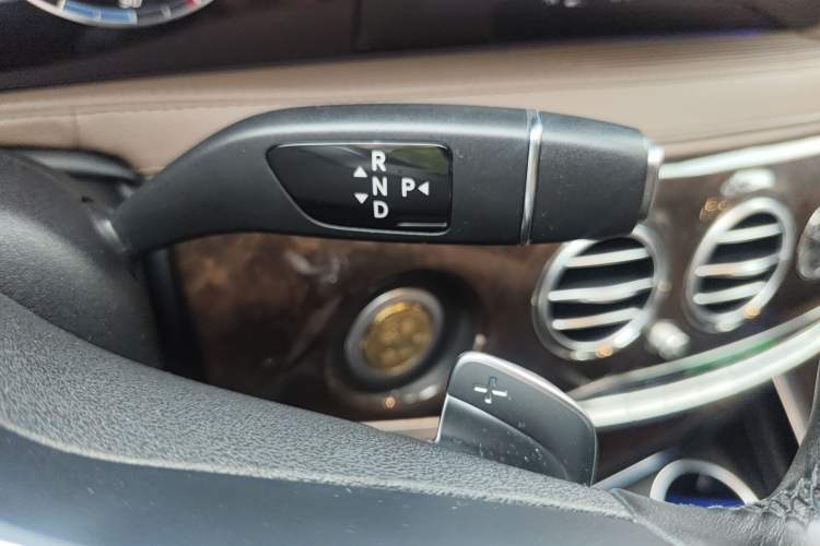 Used Mercedes-Benz S-Class 2018 S 350 L Gear Lever