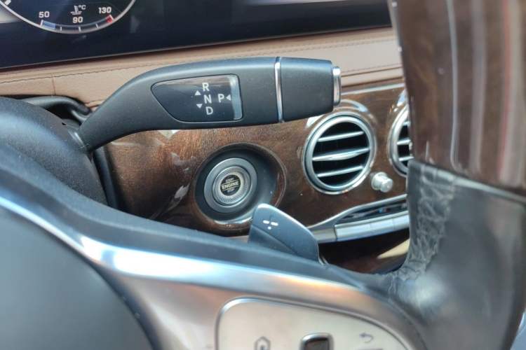 Used Mercedes-Benz S-Class 2018 S 350 L Gear Lever