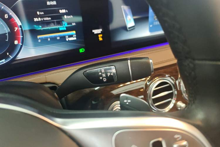 Used Mercedes-Benz S-Class 2018 S 320 L Gear Lever