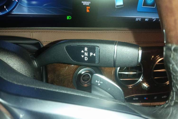 Used Mercedes-Benz S-Class 2018 S 350 L Gear Lever