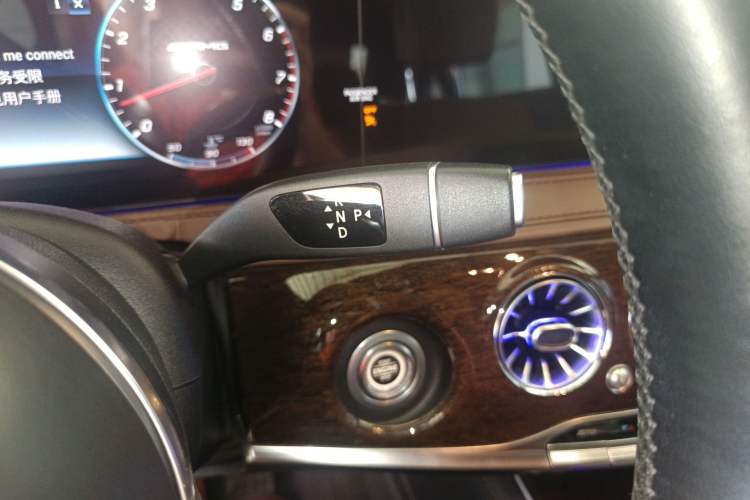Used Mercedes-Benz S-Class 2018 S 320 L Gear Lever