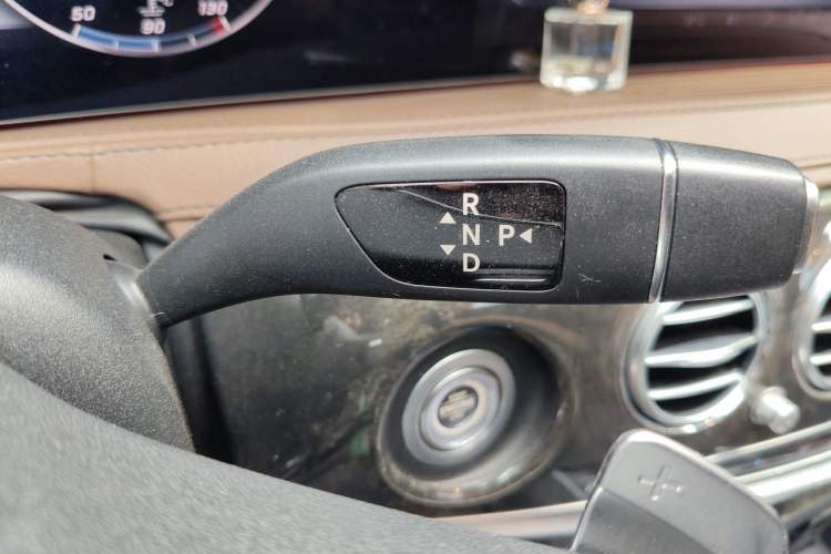 Used Mercedes-Benz S-Class 2018 S 450 L 4MATIC Gear Lever