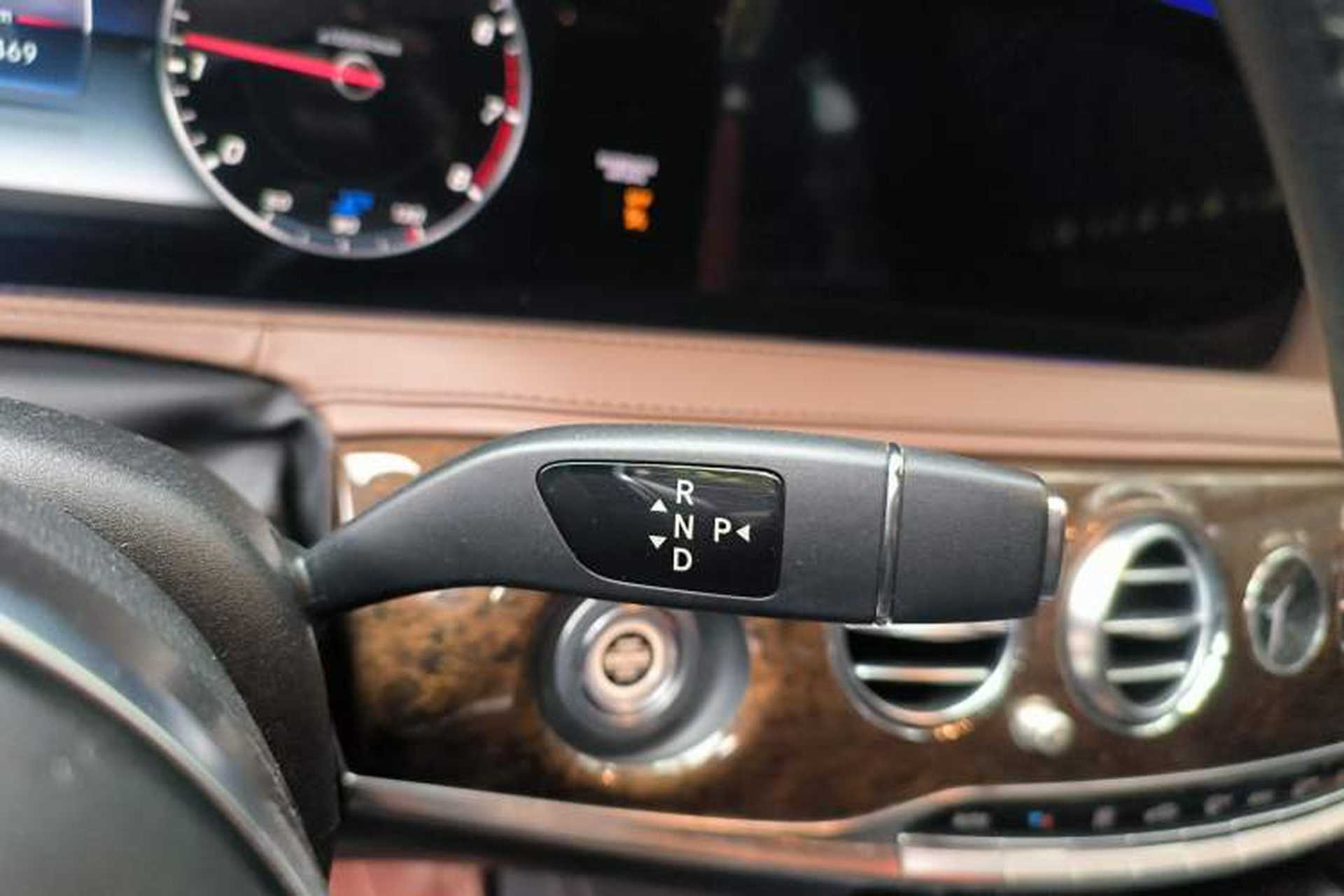 Used Mercedes-Benz S-Class 2018 S 320 L Gear Lever
