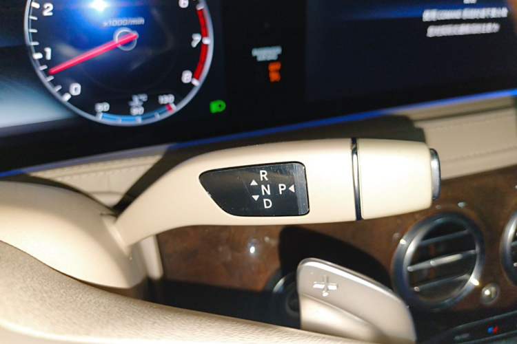 Used Mercedes-Benz S-Class 2018 S 350 L Gear Lever
