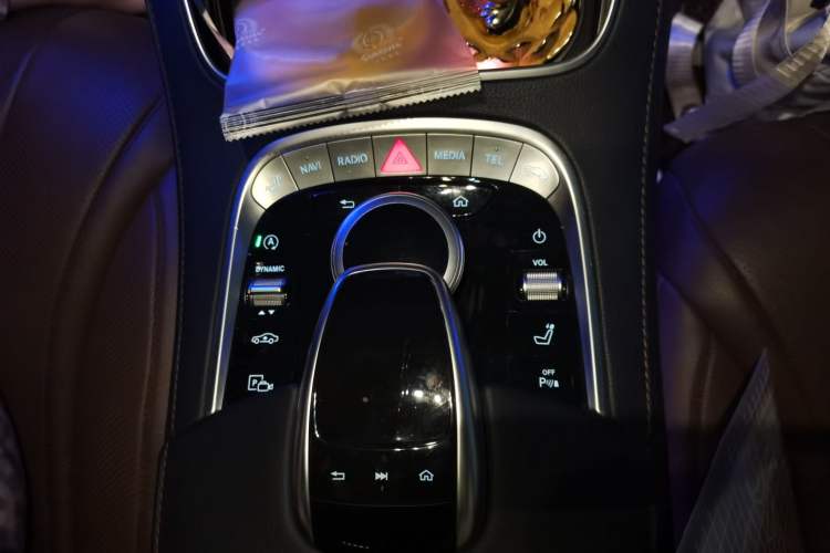 Used Mercedes-Benz S-Class 2018 S 350 L Gear Lever