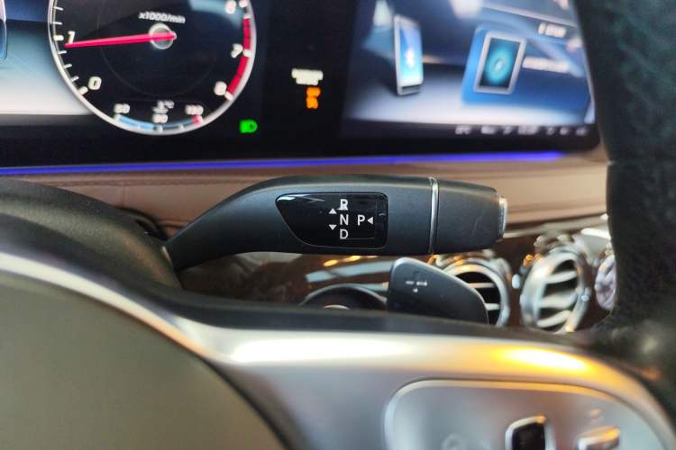 Used Mercedes-Benz S-Class 2018 S 450 L Gear Lever