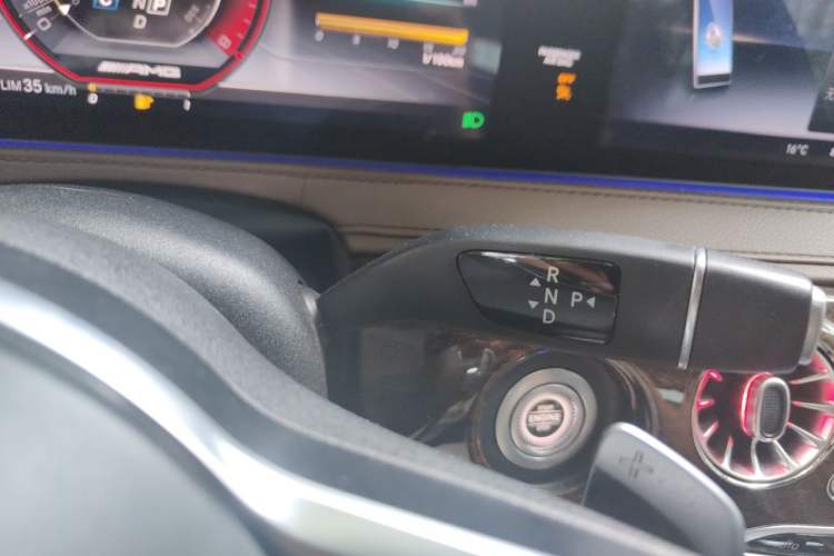 Used Mercedes-Benz S-Class 2018 S 320 L Gear Lever