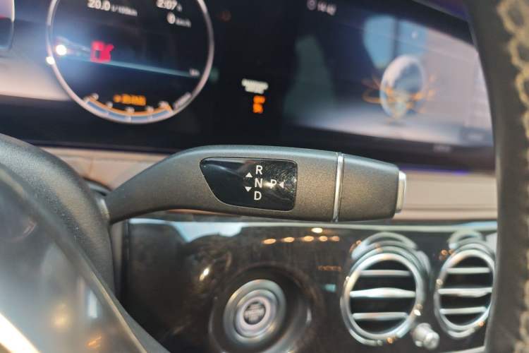 Used Mercedes-Benz S-Class 2018 S 450 L 4MATIC Excellence Special Edition Gear Lever