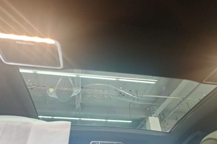 Used Mercedes-Benz S-Class 2018 S 320 L Headliner