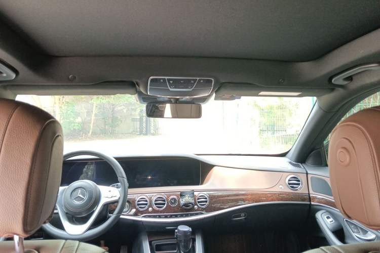 Used Mercedes-Benz S-Class 2018 S 320 L Headliner