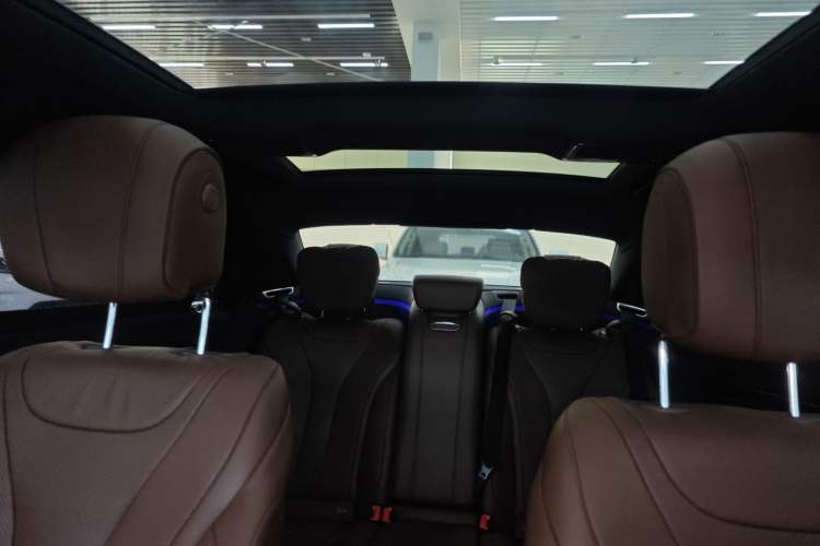 Used Mercedes-Benz S-Class 2018 S 320 L Headliner
