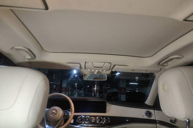 Used Mercedes-Benz S-Class 2018 S 320 L Headliner