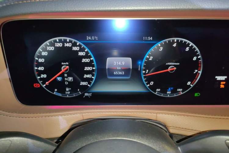 Used Mercedes-Benz S-Class 2018 S 450 L 4MATIC Excellence Special Edition Instrument Cluster