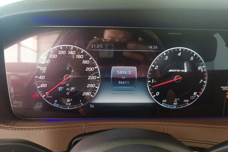 Used Mercedes-Benz S-Class 2018 S 320 L Instrument Cluster