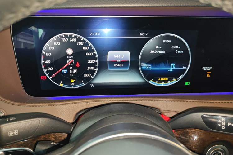 Used Mercedes-Benz S-Class 2018 S 320 L Instrument Cluster