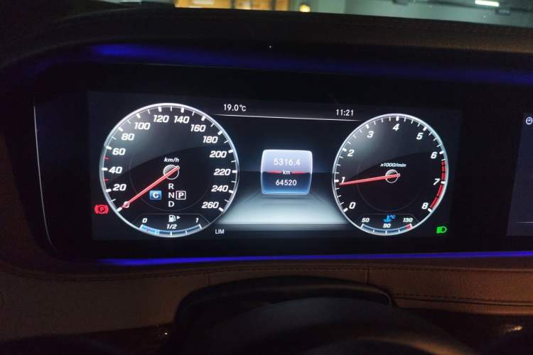 Used Mercedes-Benz S-Class 2018 S 320 L Instrument Cluster