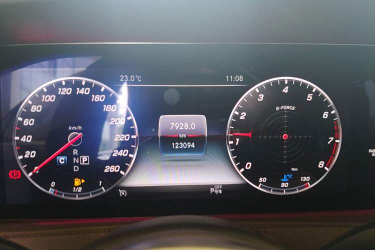 Used Mercedes-Benz S-Class 2018 S 320 L Instrument Cluster
