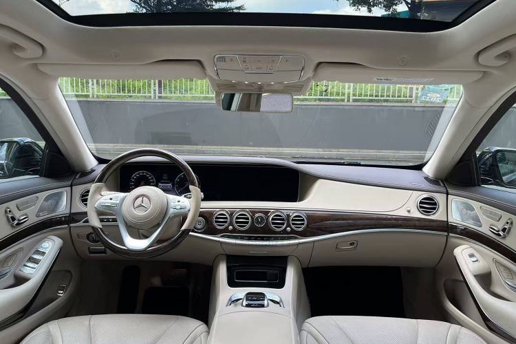 Used Mercedes-Benz S-Class 2018 S 350 L Interior 1