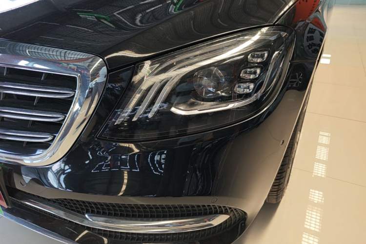 Used Mercedes-Benz S-Class 2018 S 320 L Left Front Headlight
