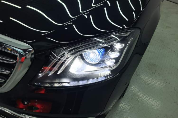 Used Mercedes-Benz S-Class 2018 S 320 L Left Front Headlight