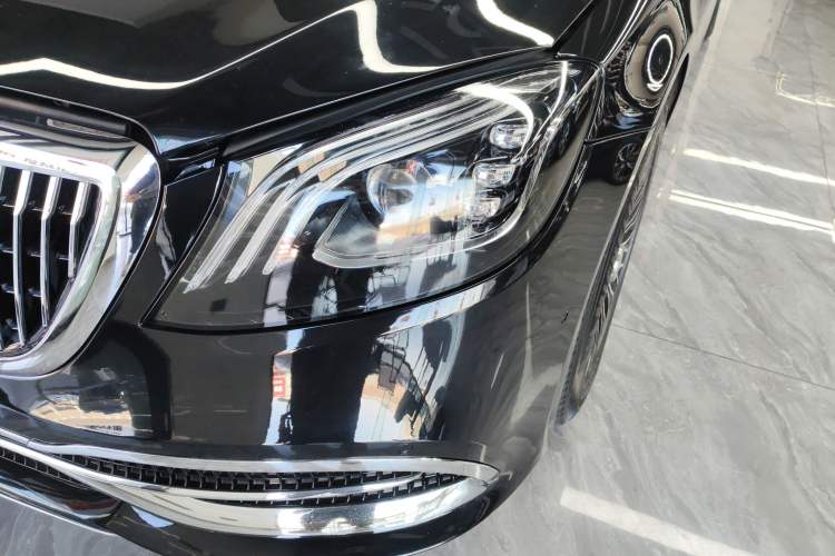 Used Mercedes-Benz S-Class 2018 S 320 L Left Front Headlight