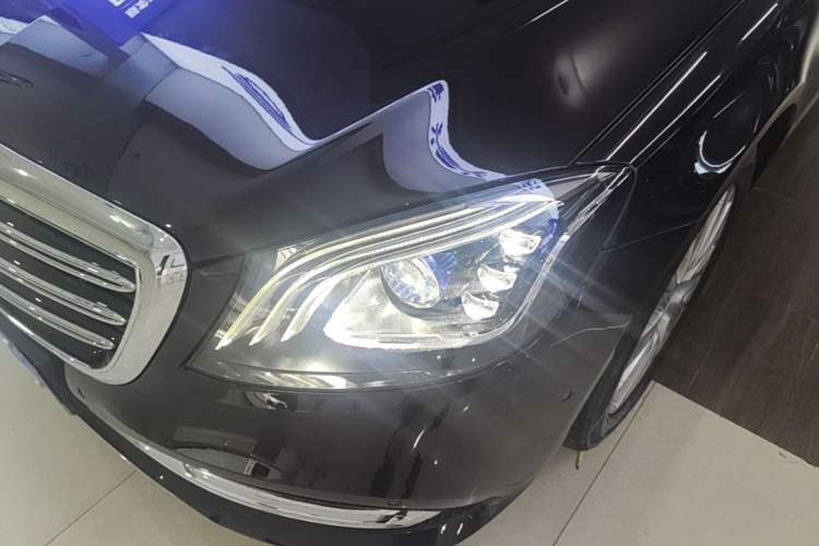 Used Mercedes-Benz S-Class 2018 S 320 L Left Front Headlight