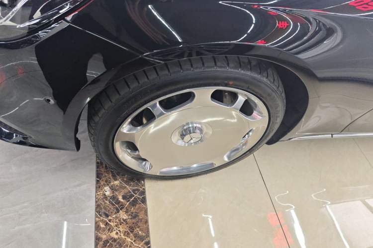Used Mercedes-Benz S-Class 2018 S 320 L Left Front Wheel Hub