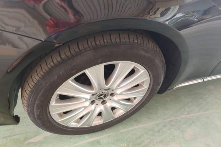 Used Mercedes-Benz S-Class 2018 S 320 L Left Front Wheel Hub