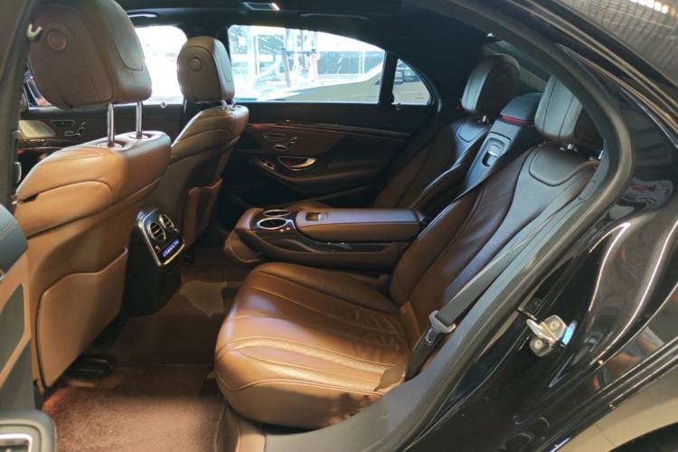 Used Mercedes-Benz S-Class 2018 S 320 L Left Rear Seat