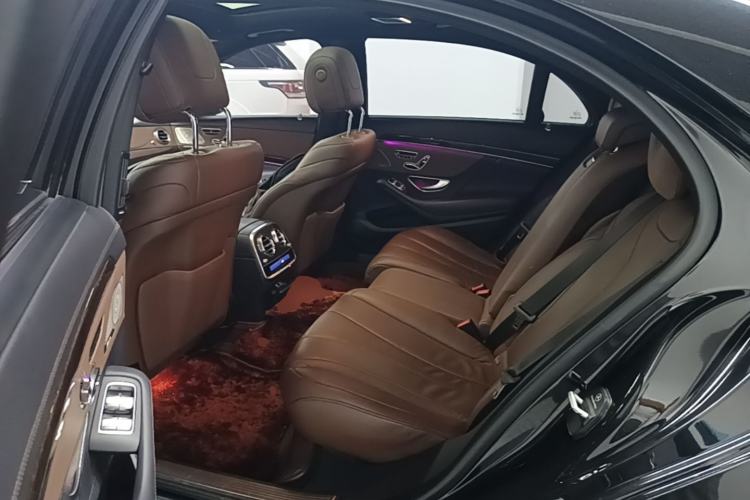 Used Mercedes-Benz S-Class 2018 S 320 L Left Rear Seat