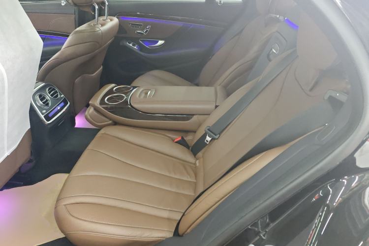 Used Mercedes-Benz S-Class 2018 S 320 L Left Rear Seat