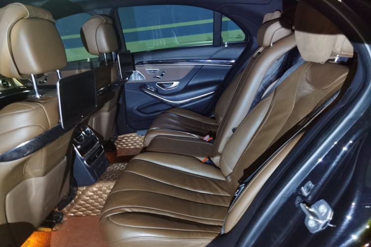 Used Mercedes-Benz S-Class 2018 S 450 L 4MATIC Left Rear Seat