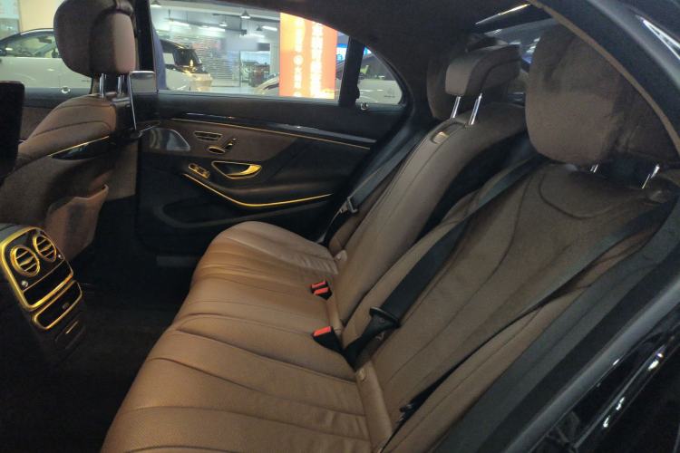 Used Mercedes-Benz S-Class 2018 S 450 L 4MATIC Left Rear Seat