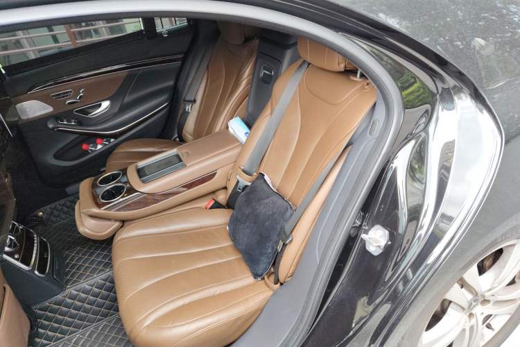 Used Mercedes-Benz S-Class 2018 S 350 L Left Rear Seat